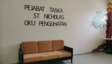 Donation of Furniture to St Nicholas' Home